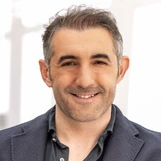 Ali Ertürk_KI-Erweiterung für Website