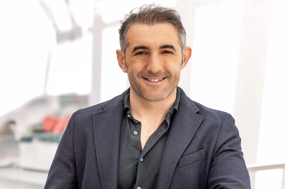 Ali Ertürk_KI-Erweiterung für Website