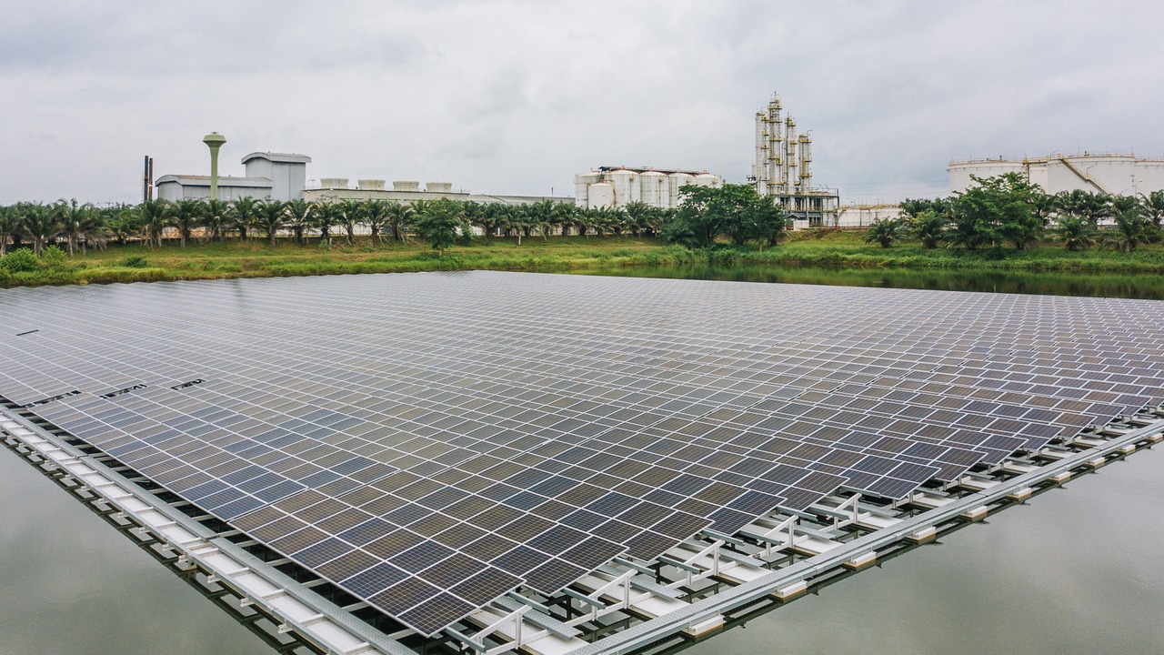 Floating-PV in Thailand Quarzwerke