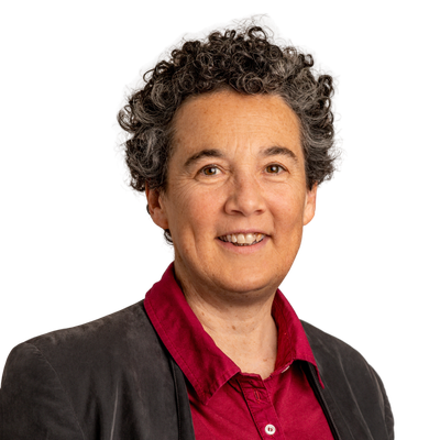 Porträt Irmela Jeremias_freigestellt