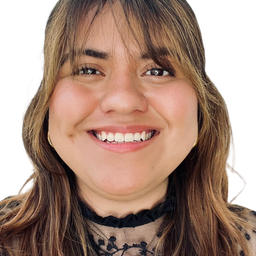 Portrait_selfie_Elizabeth_Gomez