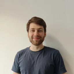 Risse_bild_website_freigestellt