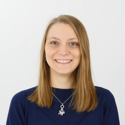 Porträt Nadine Friedl