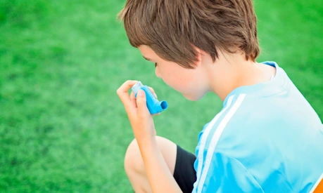 A young soccer player inhalator