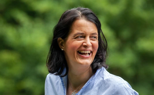 Portrait Prof. Claudia Traidl-Hoffmann
