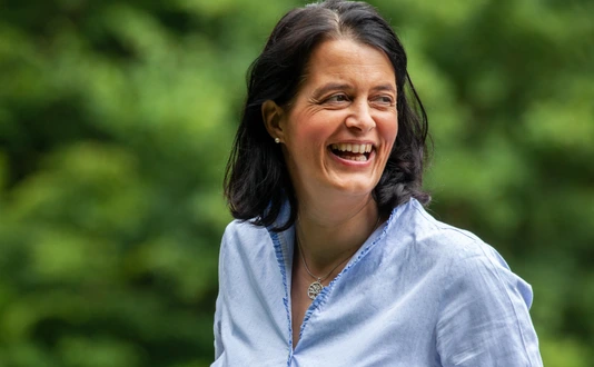 Portrait Prof. Claudia Traidl-Hoffmann