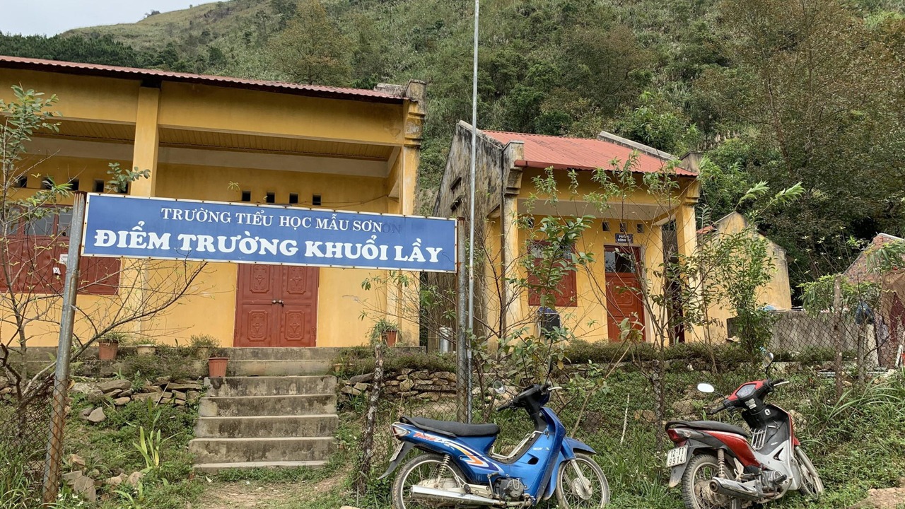 Khuoi Lay and Suoi Long schools
