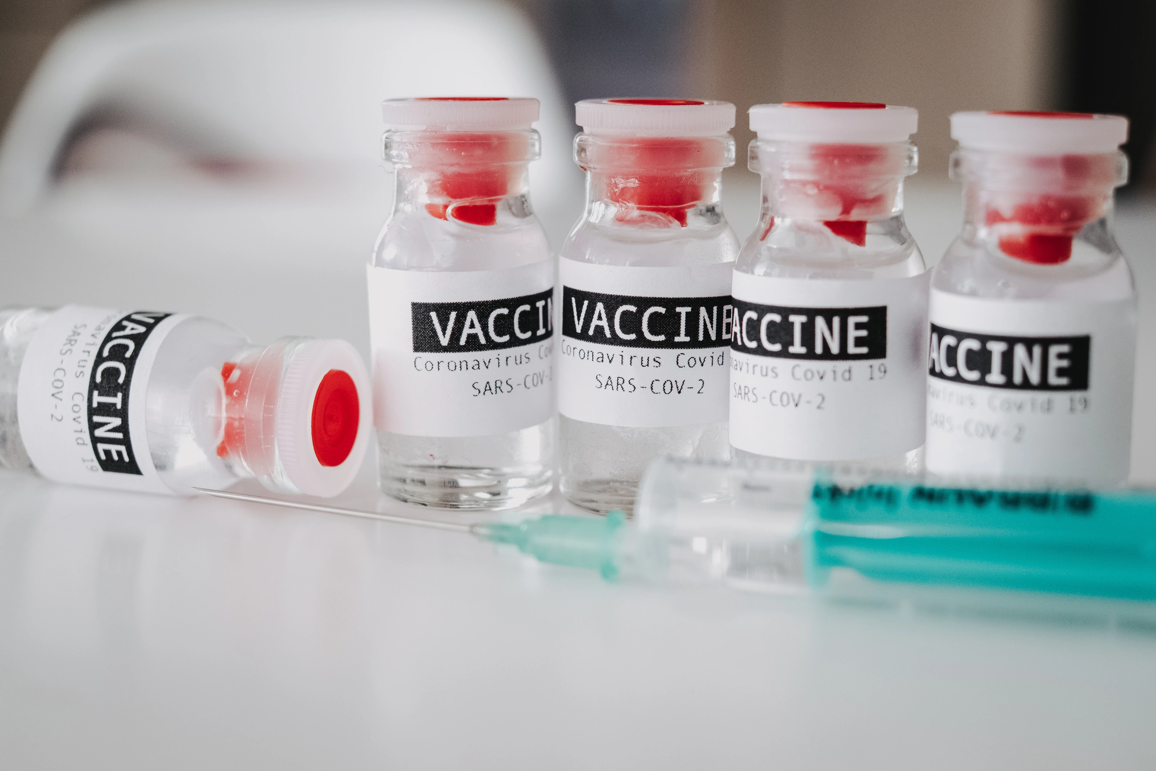 Impfstoff Corona Covid-19, Sars-Cov-2 Impfzentrum, Impfung Biontech Pfitzer, Modena, Johnson & Johnson