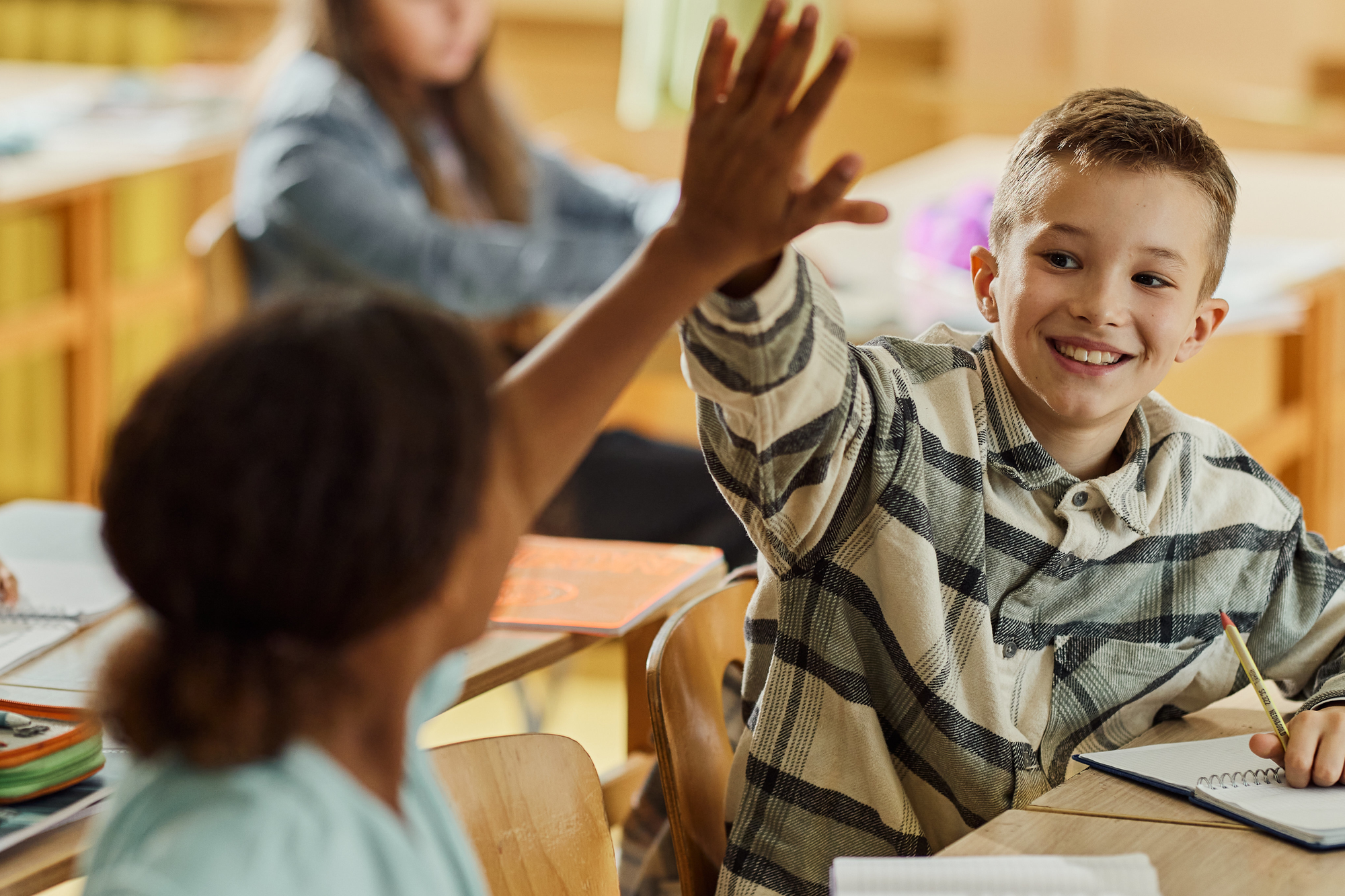 kids-high-five-school