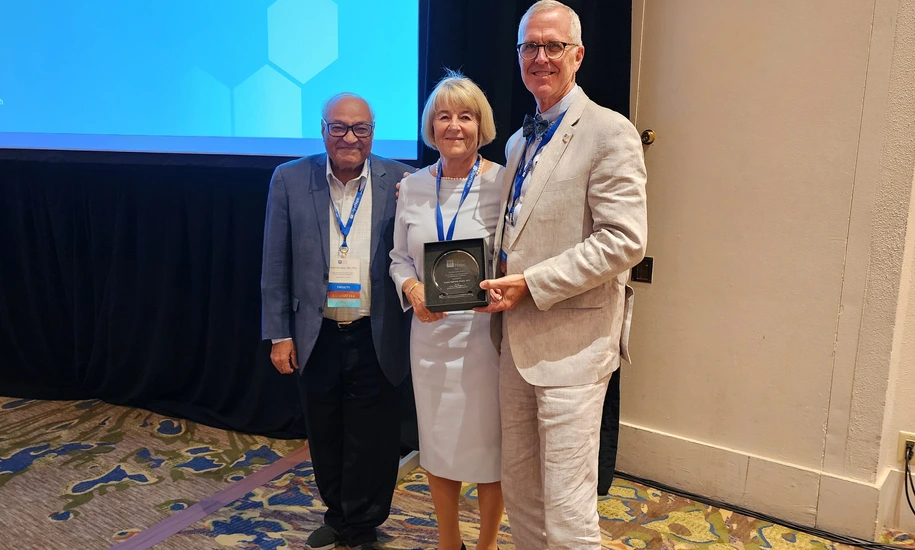 Rachmiel Levine Award for Anette-Gabriele Ziegler