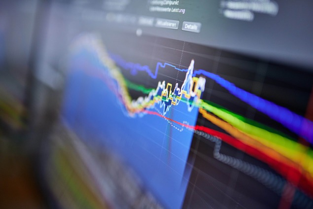 Balancing energy trading