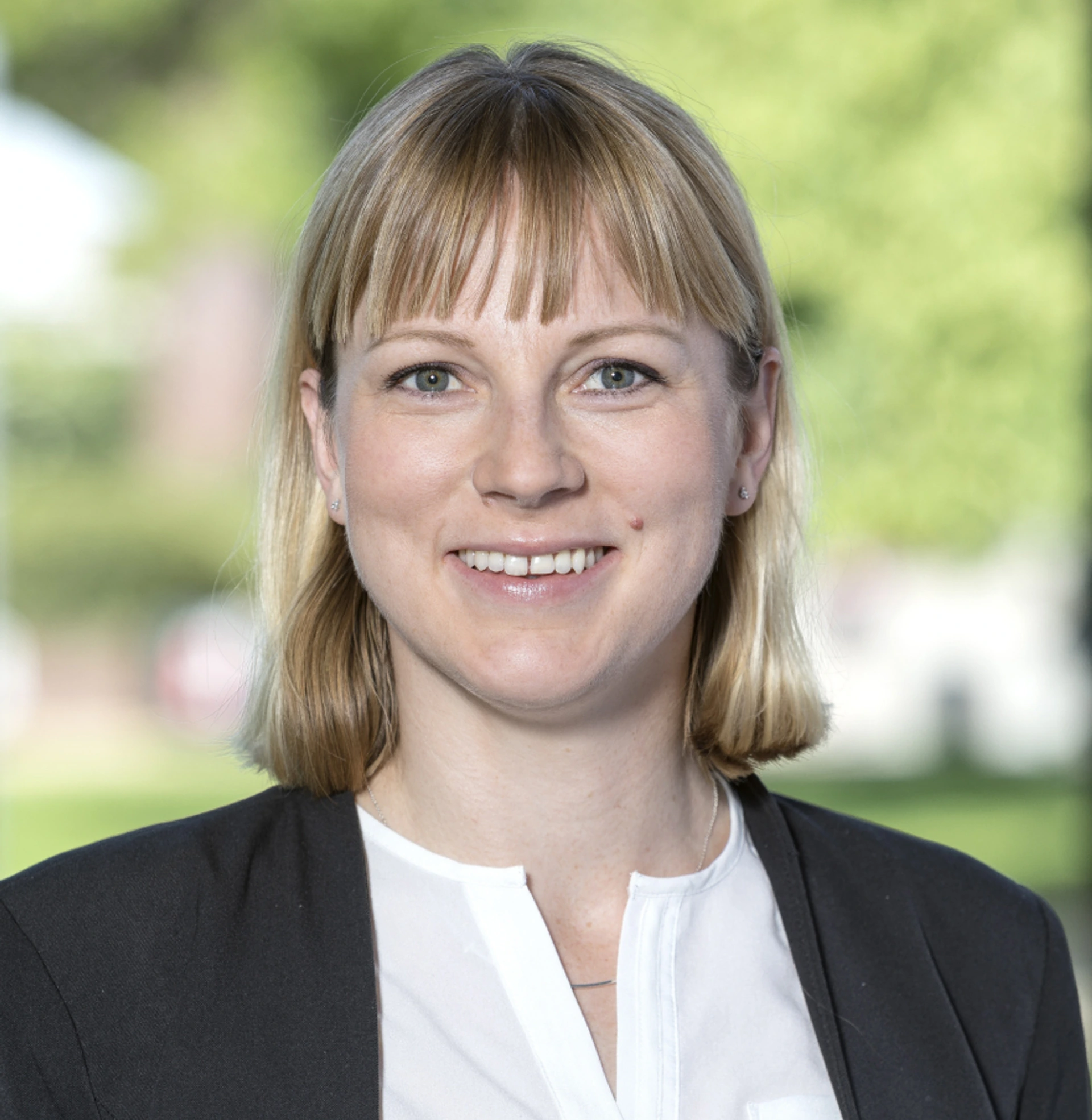 Prof. Nale Lehmann-Willenbrock