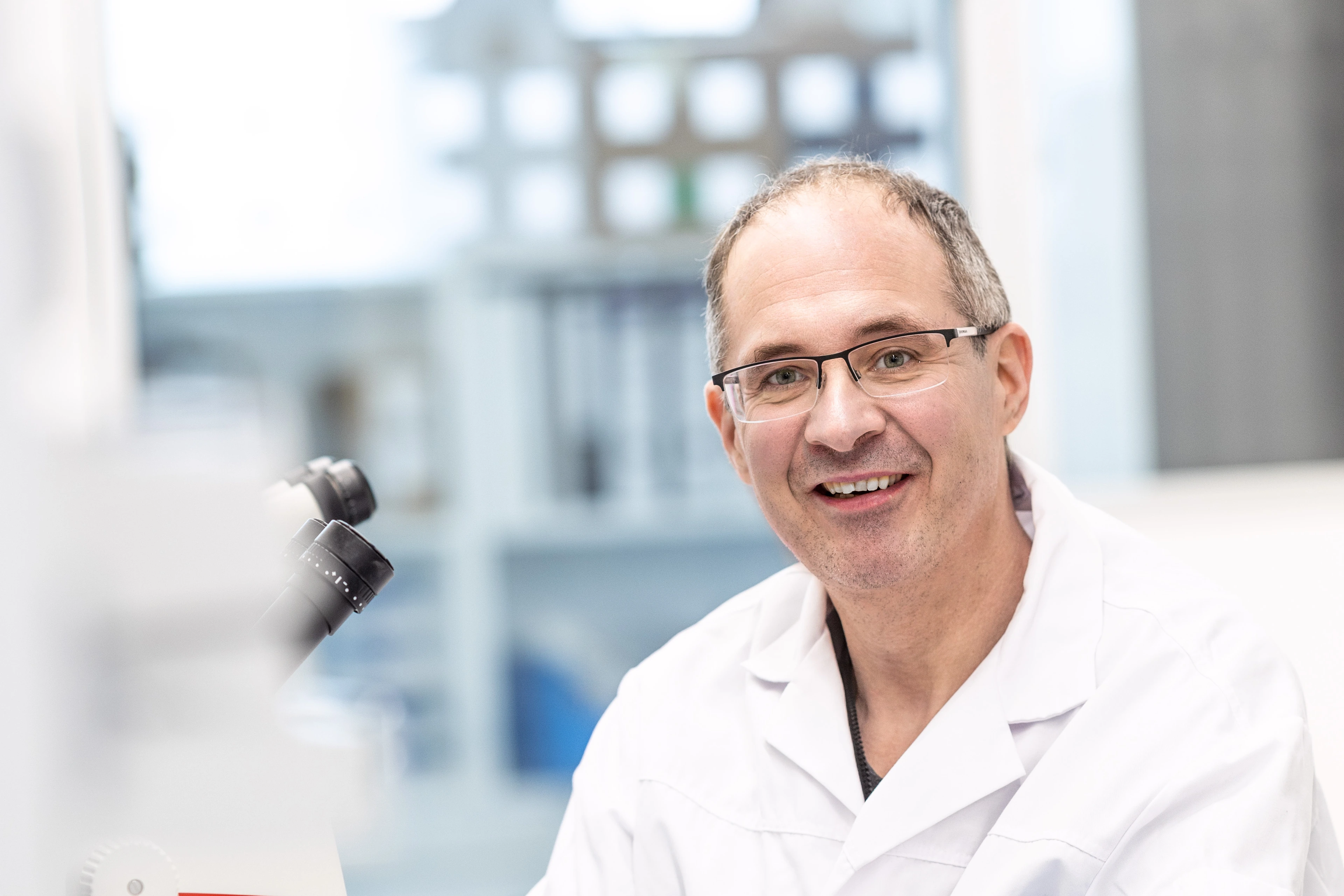 Professor Timo Müller