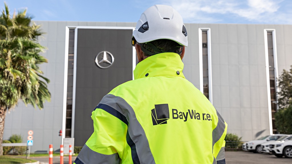 Mercedes Benz Italy 01