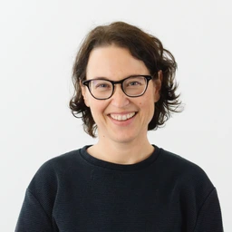 Porträt Nadine Lindemann