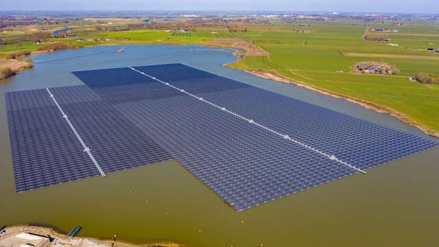 BayWa r.e. sells largest Floating-PV Park outside China