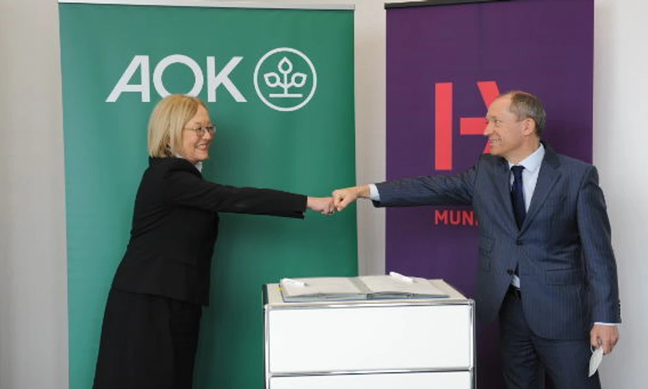 Helmholtz Munich - AOK Signing