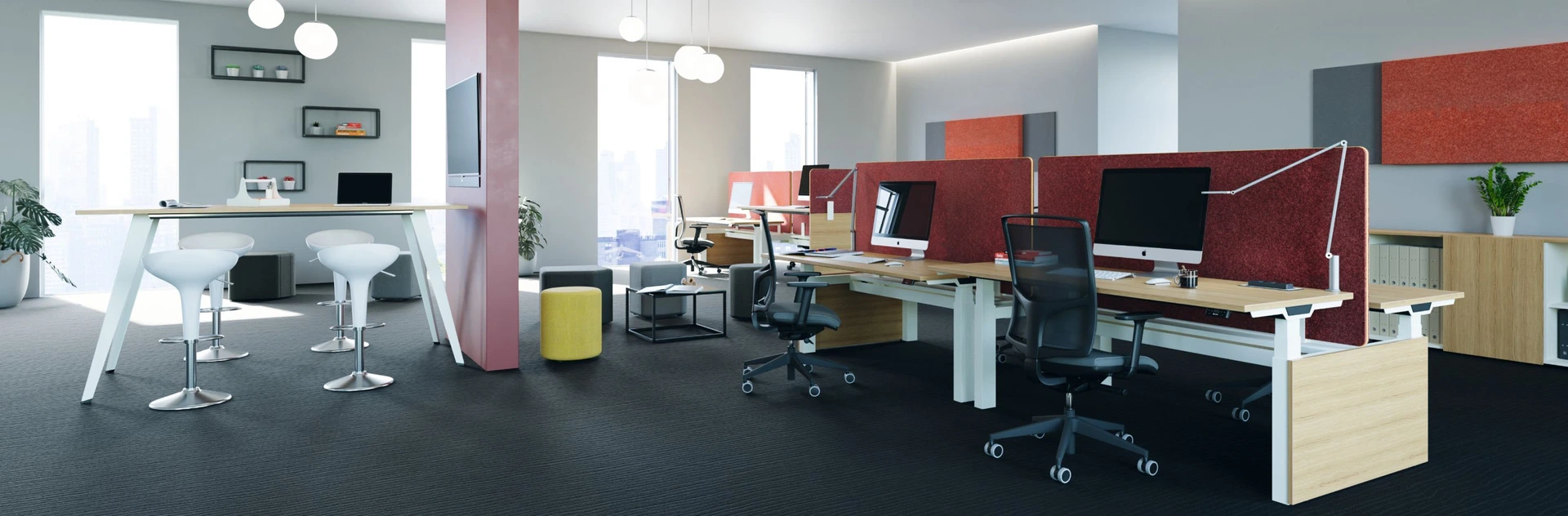 Ein modern eingerichtetes Büro mit farblichen Akzenten und Wandelementen, die den Raum unterteilen.
