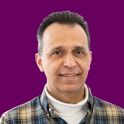 Anthony Gavalas 2000x2000 MA-Setcard MunichPurple