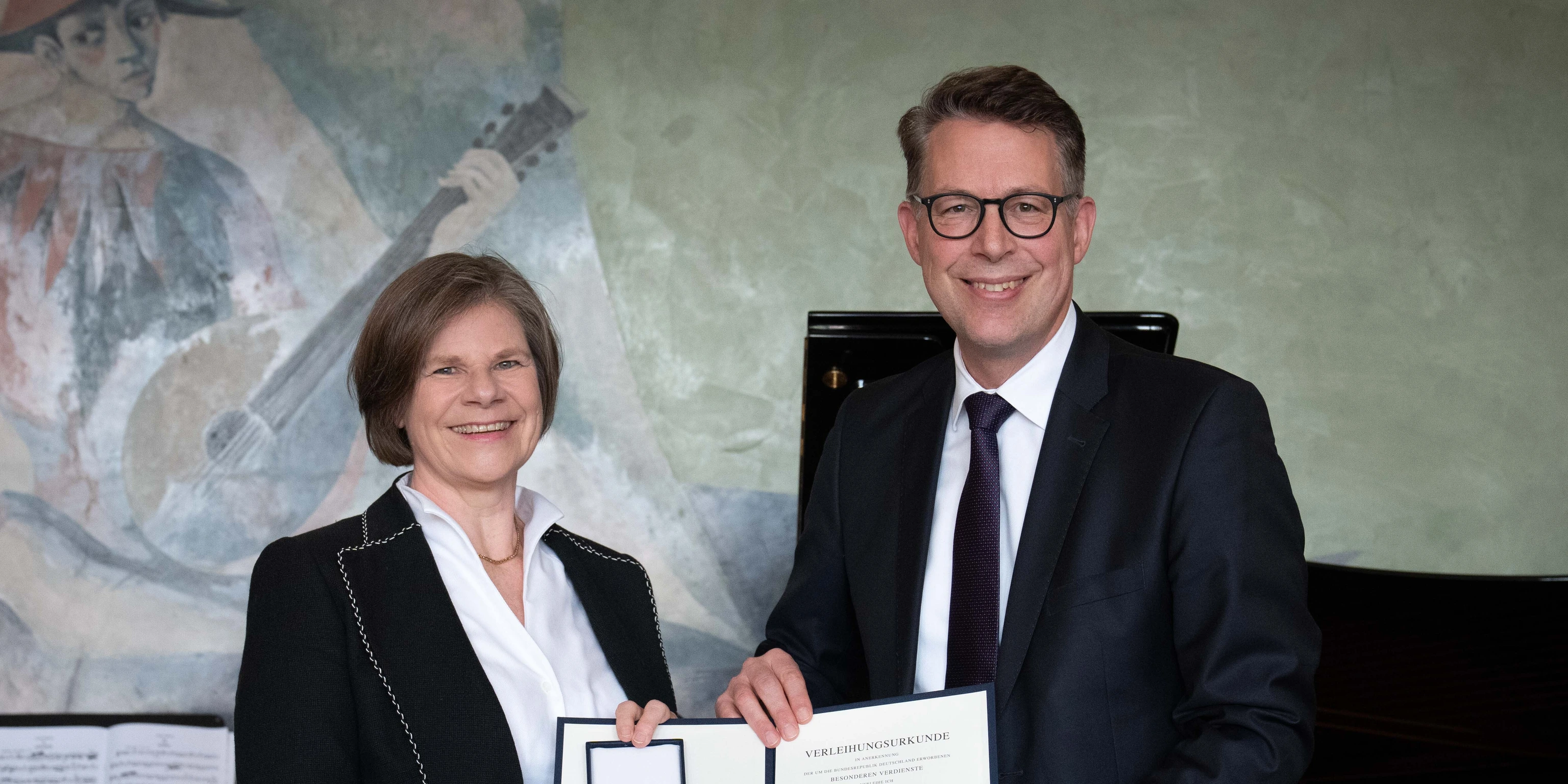 Prof. Ulrike Protzer erhält Bundesverdienstkreuz