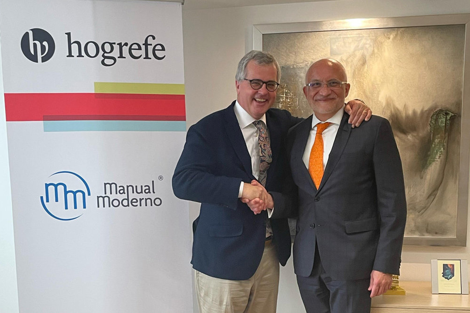 Spotlight_Mexico_PressRelease_Handshake