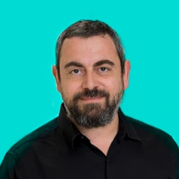 Portrait Vasilis Ntziachristos
Hintergrund Türkis