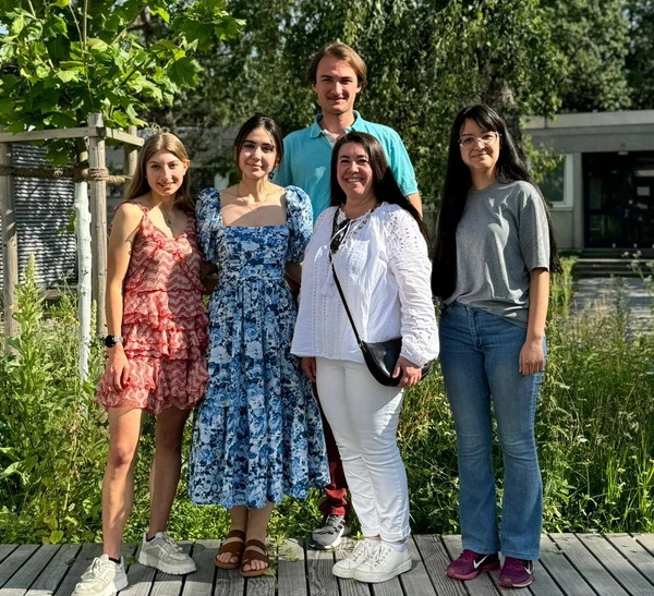 Ana Messias Group, June 2024