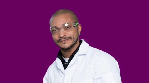 Porträt quer freigestellt - 18