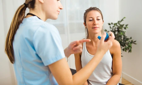 A Asthma Woman with doctor at the hospital in crisis