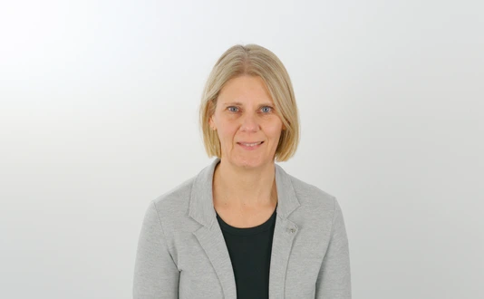 Porträt Bettina Proneth