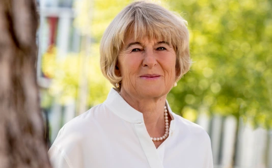 Anette G. Ziegler_84_KI-Erweiterung