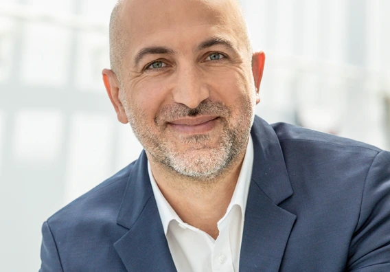 Portrait Ali Önder Yildirim, Director LHI
