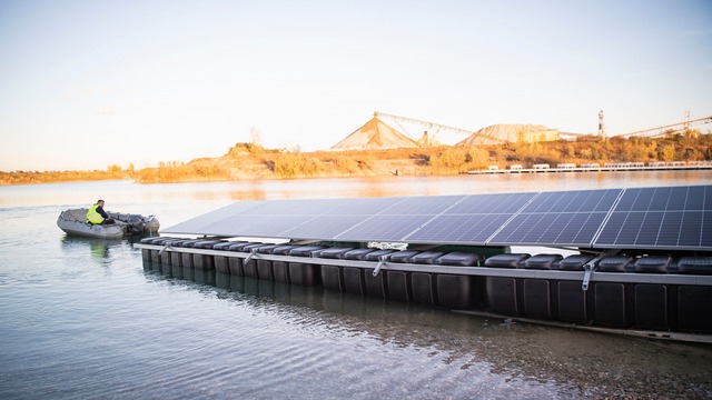 Grafenwörth : plus grand parc solaire flottant d’Autriche