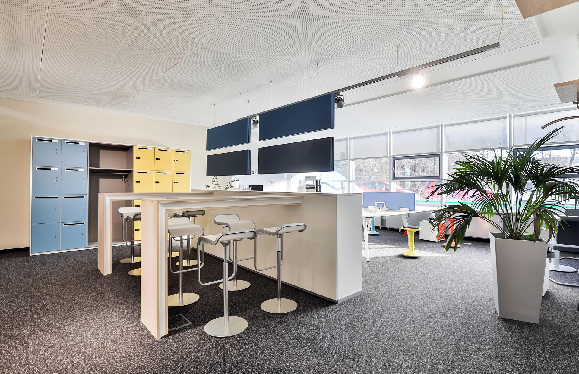 showroom-muenchen-besprechung-kit.jpg