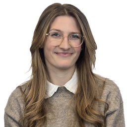 Rusznyak_Lili_Portrait