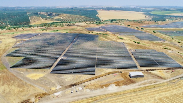 BayWa r.e. sells 95 MW solar park in Spain to Encavis AG