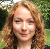 Porträt Zeynep Akata