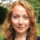 Porträt Zeynep Akata