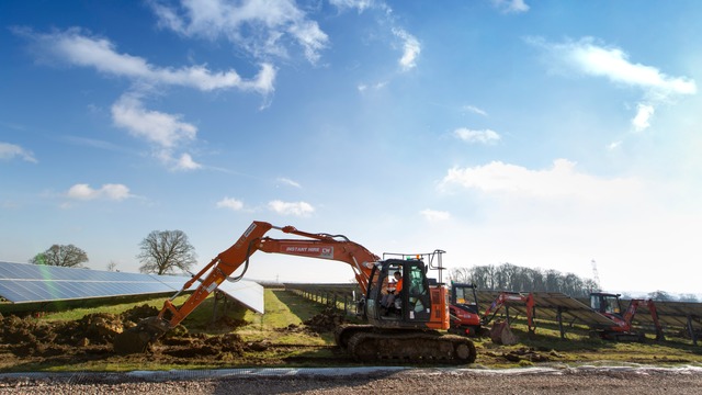 BayWa r.e. & Gresham House optimise solar park in Wiltshire