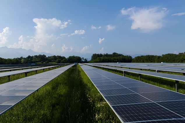 Markbaserad solkraft