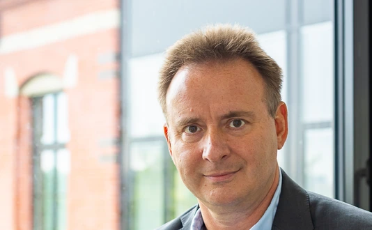 Portrait Matthias Blüher