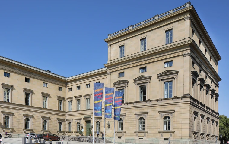 Bayerische Akademie der Wissenschaften BAdW_Fahnen_2019