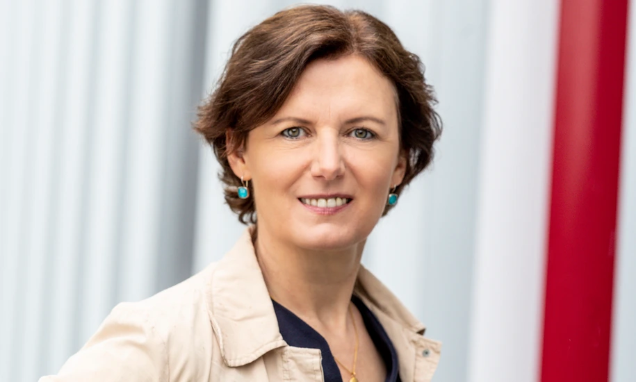 Dr. Regina Feederle