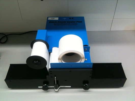 Plate Sealing Device