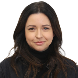 Portrait  Pia Kühnast Benedikt