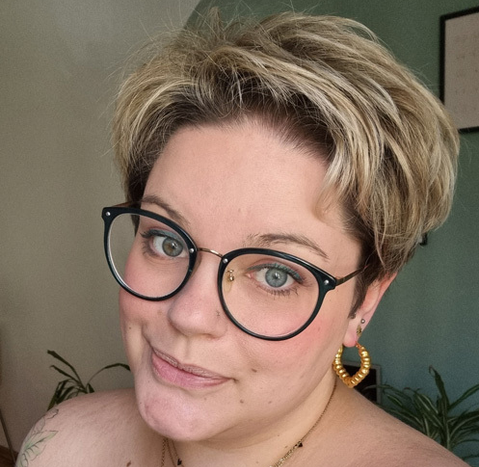 Porträt von Jaqueline Adrio