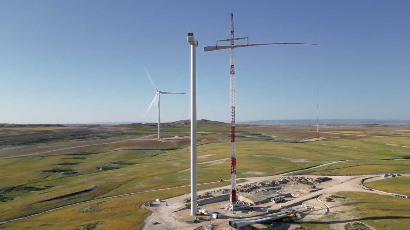 199 MW Wind and Solar Project, BayWa r.e.