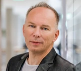 Porträt Michael Schloter
Hintergrund: HDC Flur