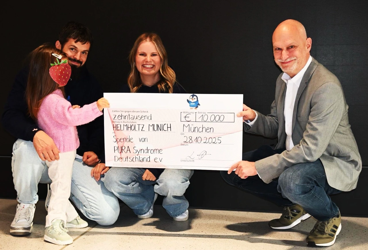 PURA Spendenübergabe