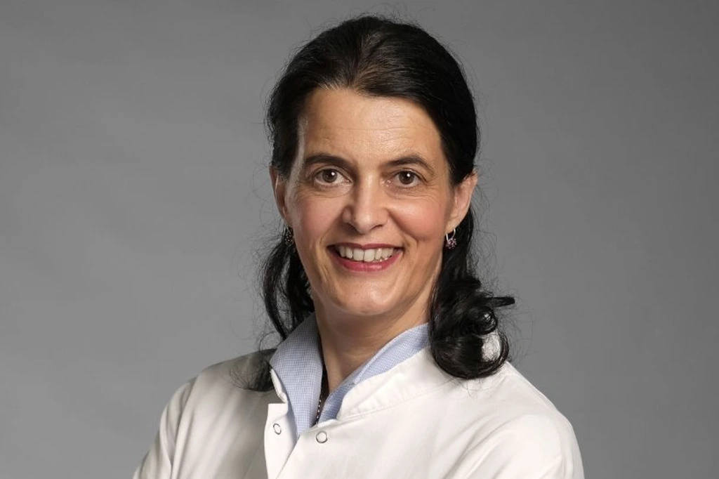 Porträt Claudia Traidl-Hoffmann
